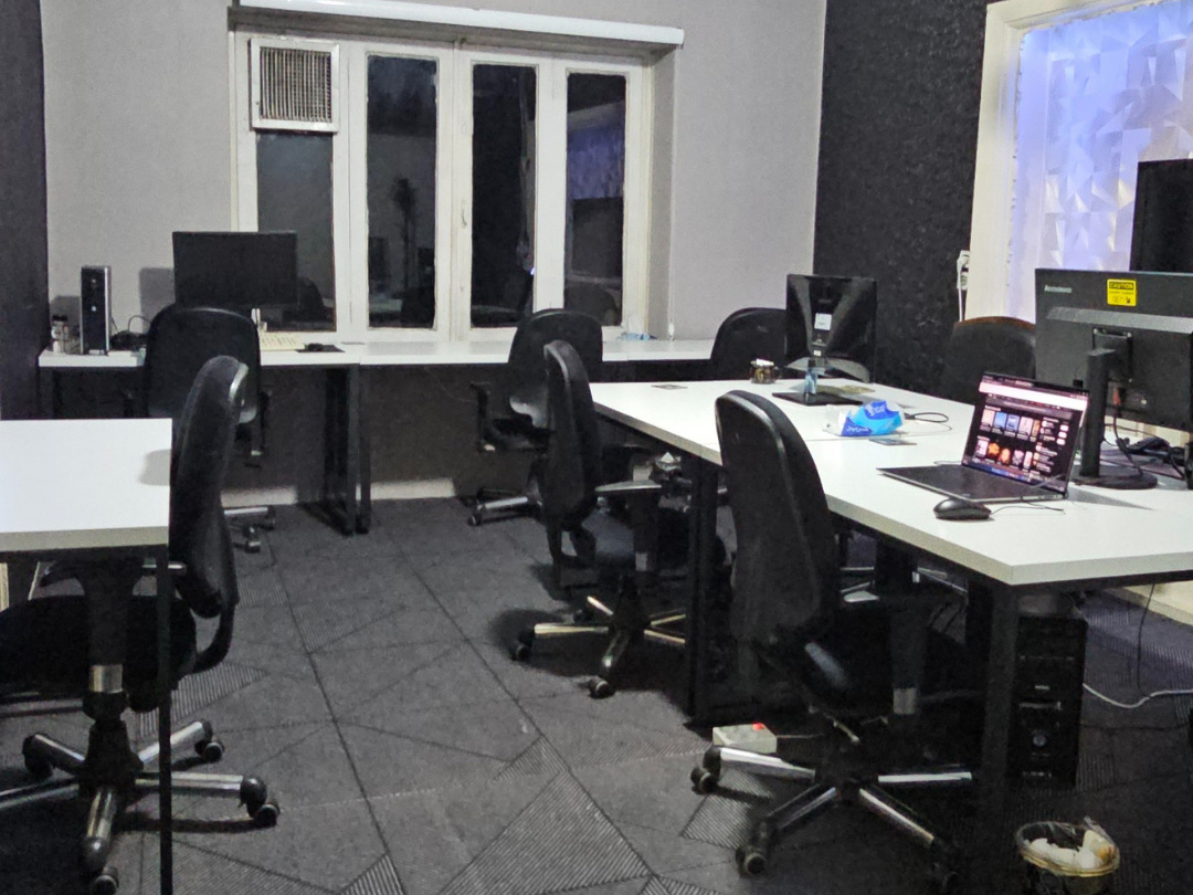 koochcar-coworking-space-4