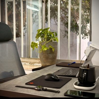میز کار اختصاصی در فضای کار اشتراکی کاسپین
