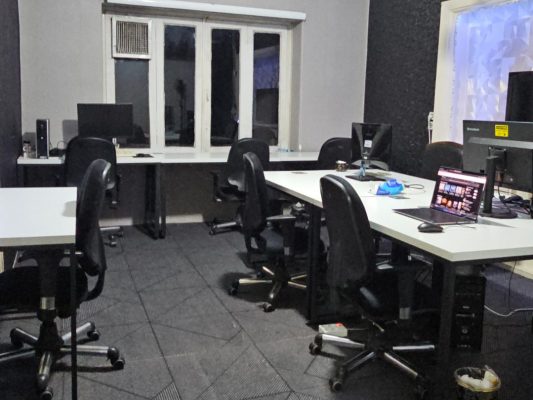koochcar-coworking-space-4