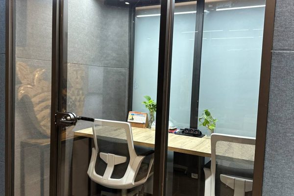 کیوب دو نفره در فضای کار اشتراکی ماجرا شعبه میرداماد