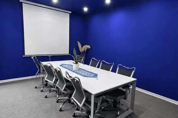 rabinex-coworking-space-12 اتاق جلسه در فضای کار اشتراکی رابینکس