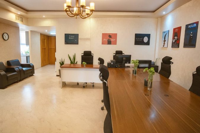 میز کار روزانه در فضای کار اشتراکی راشا